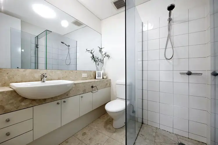 Fifth view of Homely apartment listing, 14/1 Muir Street, Hawthorn VIC 3122