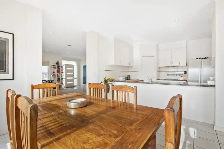 Sixth view of Homely house listing, 10 McPhie Place, Lake Gardens VIC 3355