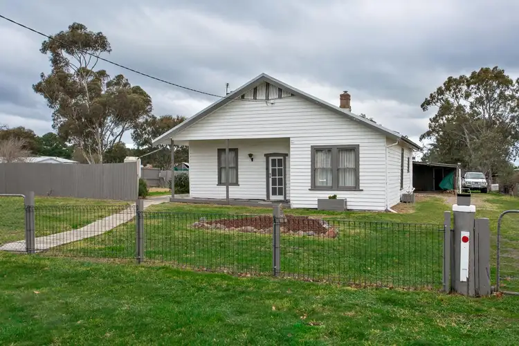 7 Osborne Street, Skipton VIC 3361