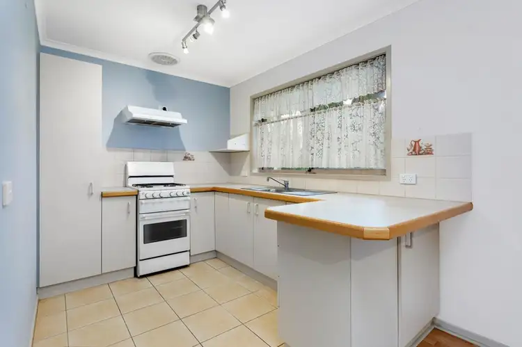 Fifth view of Homely unit listing, 2A Foothills Avenue, Mccrae VIC 3938