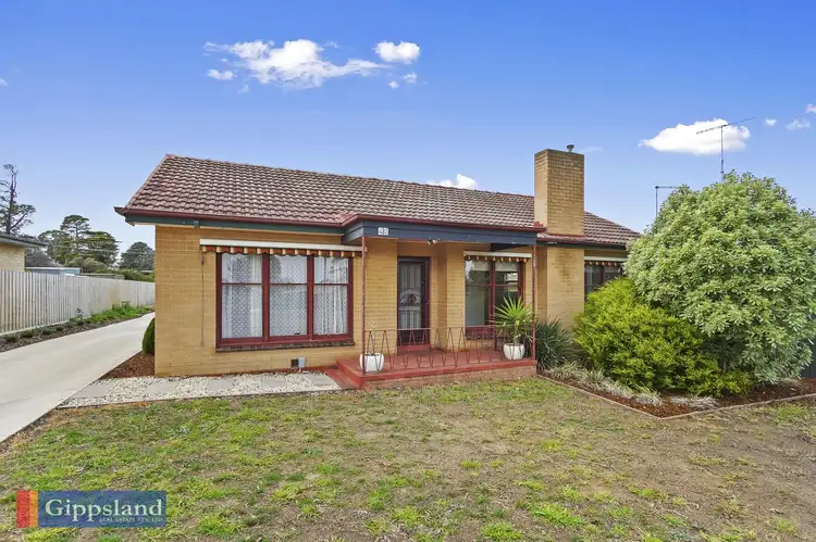 Main view of Homely townhouse listing, 1/40 King Street, Maffra VIC 3860