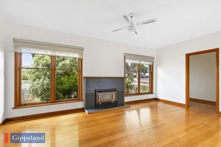 Fifth view of Homely townhouse listing, 1/40 King Street, Maffra VIC 3860