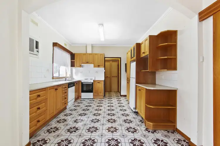 Sixth view of Homely house listing, 2 Sinclair Avenue, Morwell VIC 3840