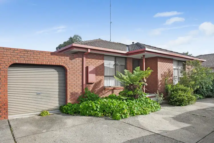 2/112 Lonsdale Street, Redan VIC 3350