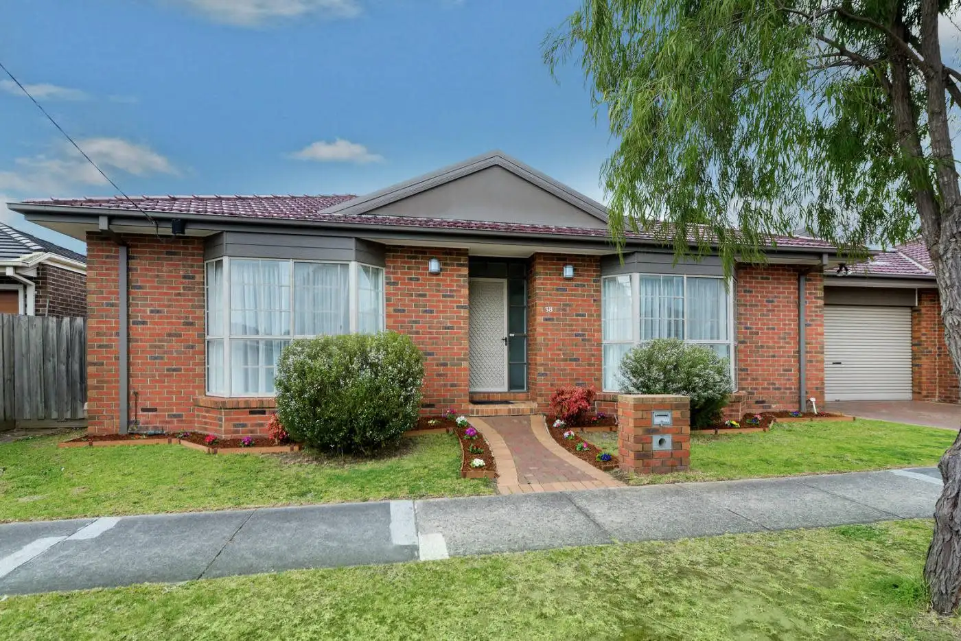 Main view of Homely house listing, 38 Jacqueline Road, Mount Waverley VIC 3149