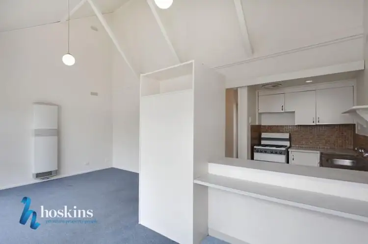 Main view of Homely unit listing, 6/8-12 Landale Avenue, Croydon VIC 3136