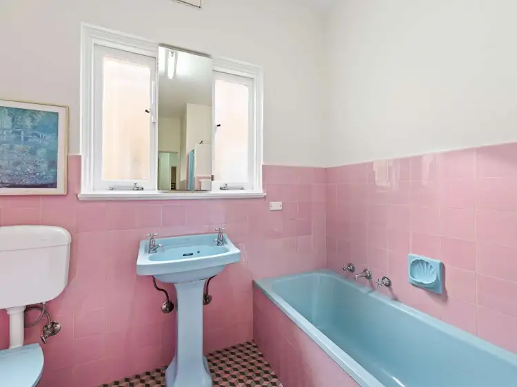 Fourth view of Homely apartment listing, 4/9A Fordholm Road, Hawthorn VIC 3122