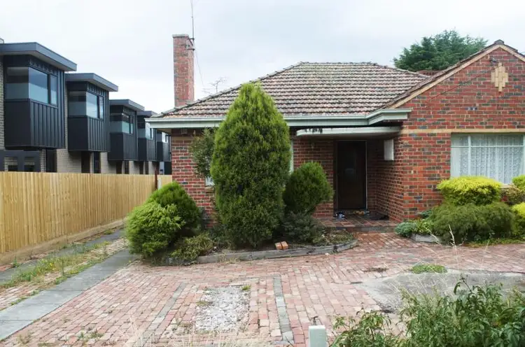 144 Thames Street, Box Hill VIC 3128