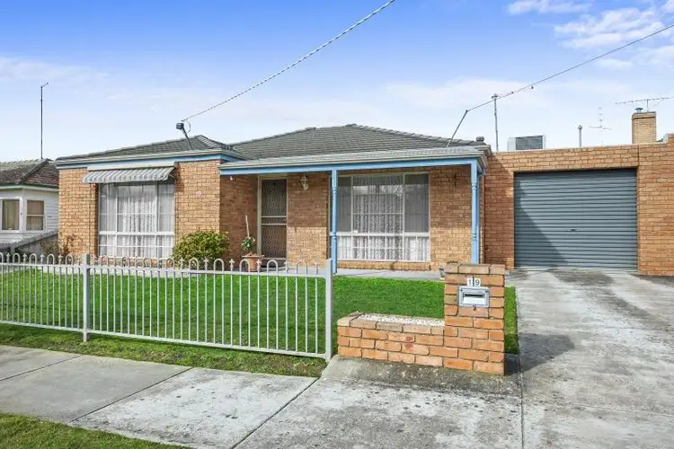 Main view of Homely townhouse listing, 19 Hamlet Street, Wendouree VIC 3355