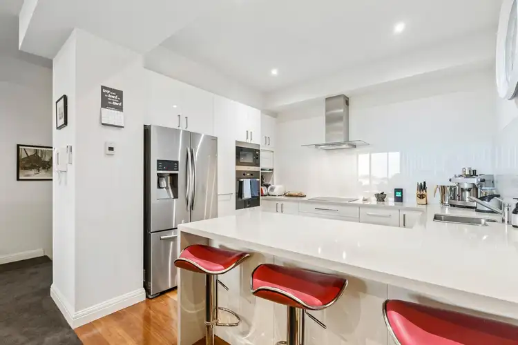 Fourth view of Homely unit listing, 12/14 Tanti Avenue, Mornington VIC 3931
