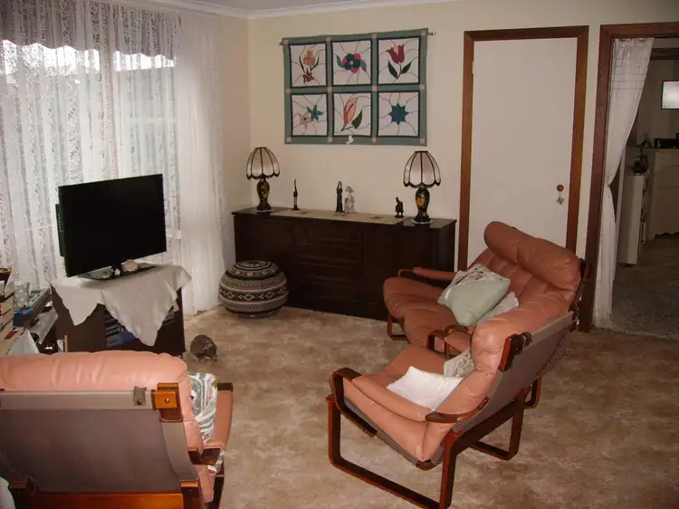 Second view of Homely unit listing, Unit 2/9 Elgin Street, Morwell VIC 3840