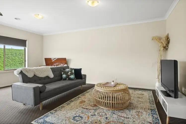 Fourth view of Homely house listing, 11 Montadale Court, Alfredton VIC 3350