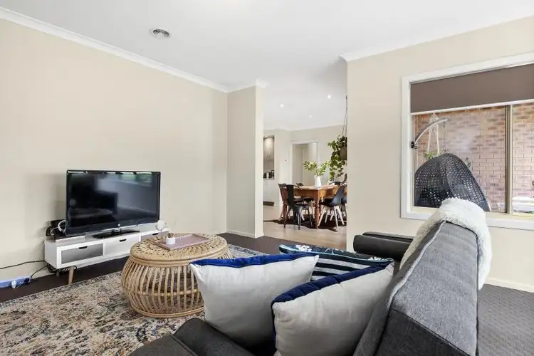 Fifth view of Homely house listing, 11 Montadale Court, Alfredton VIC 3350