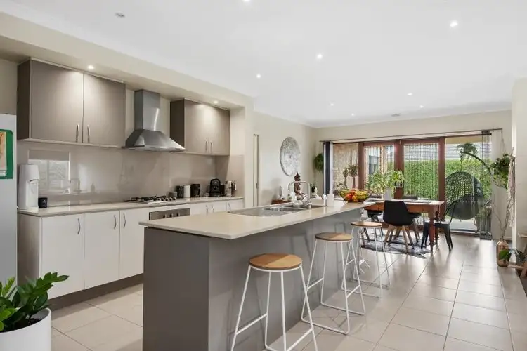 Sixth view of Homely house listing, 11 Montadale Court, Alfredton VIC 3350