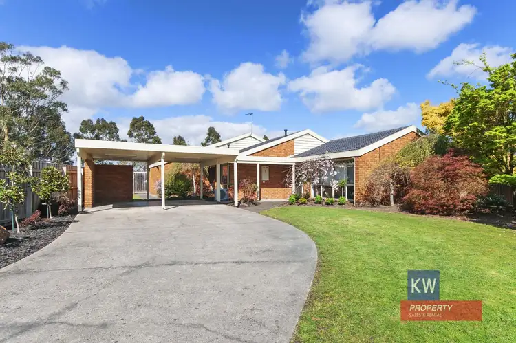 6 Selwyn Place, Traralgon VIC 3844