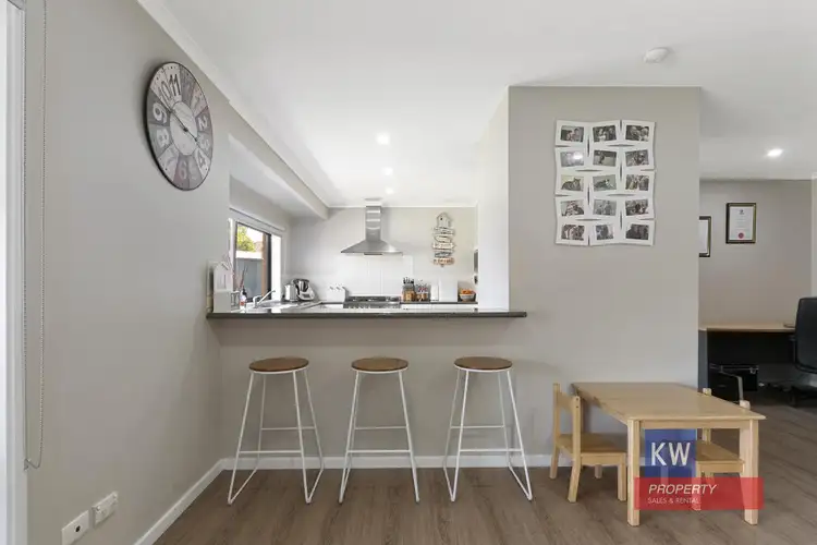 Fifth view of Homely house listing, 6 Selwyn Place, Traralgon VIC 3844