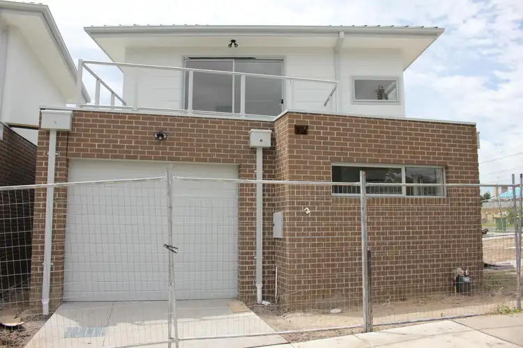 40 Charlton Crescent, Reservoir VIC 3073