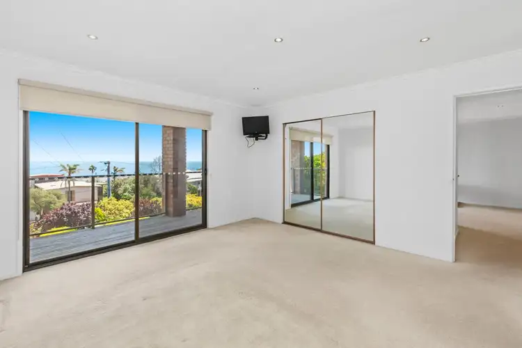 Fifth view of Homely house listing, 8 Koornalla Crescent, Mount Eliza VIC 3930