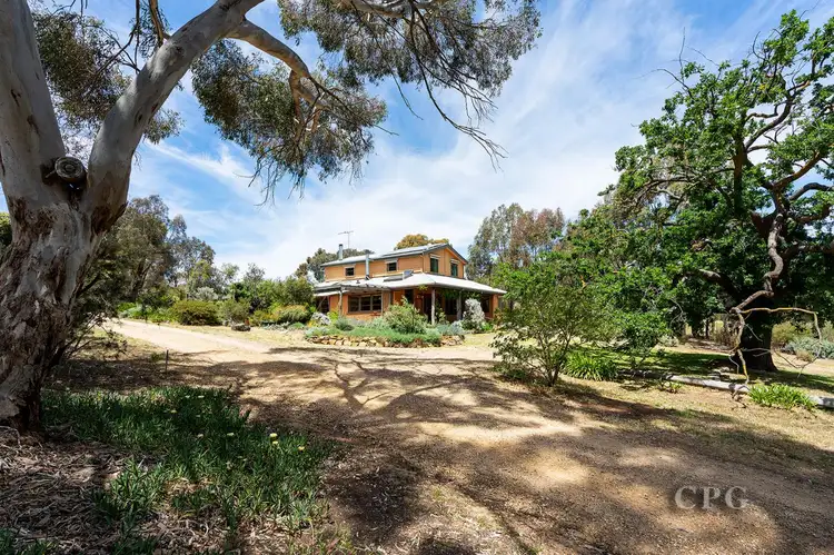 7 Boundary Road, Maldon VIC 3463