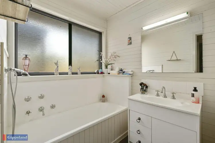 Seventh view of Homely house listing, 5 Glassford Street, Maffra VIC 3860