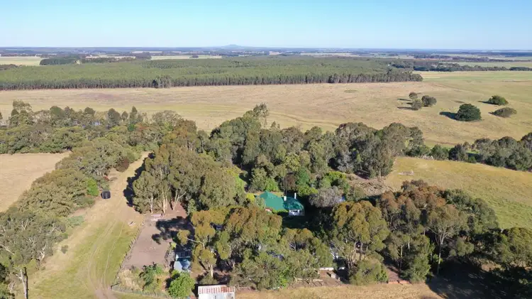 1395 Condah - Coleraine Road, Branxholme VIC 3302