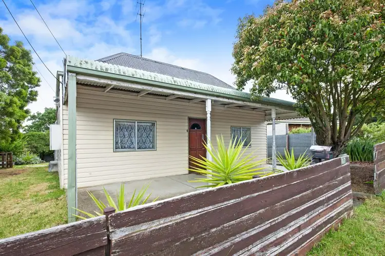 37 Napier Street, Black Hill VIC 3350