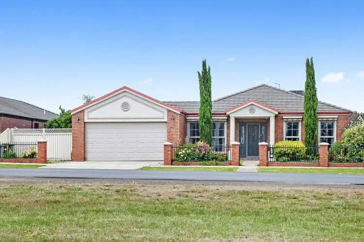 53 Dyson Drive, Alfredton VIC 3350