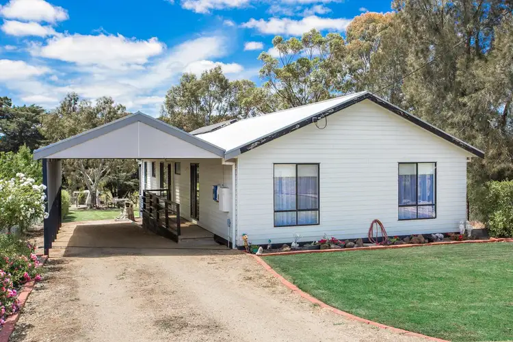 10 Gray Street, Lismore VIC 3324