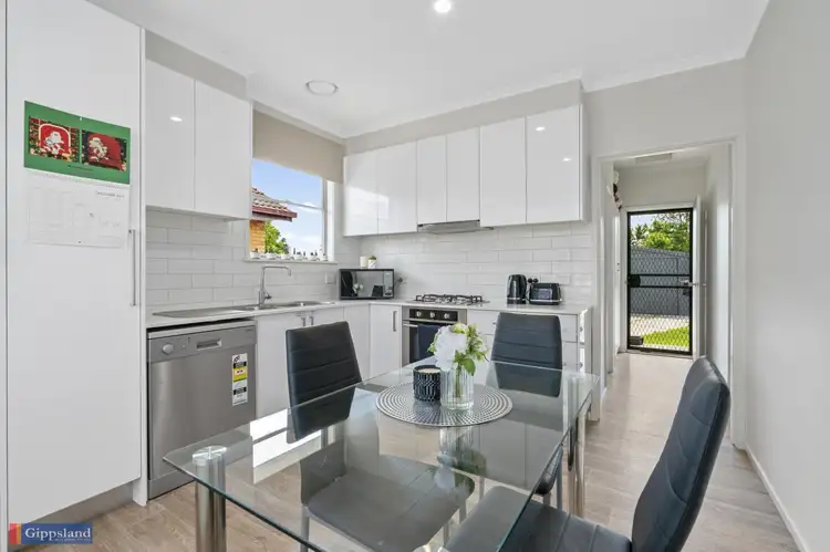 Fifth view of Homely house listing, 7 Alexandra Avenue, Sale VIC 3850