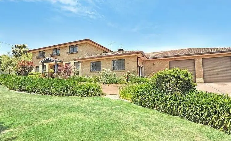 115 Walker Street, Black Hill VIC 3350