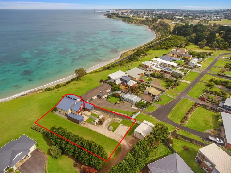 Sixth view of Homely villa listing, 1A & 1B SEAVIEW Terrace, Portland VIC 3305