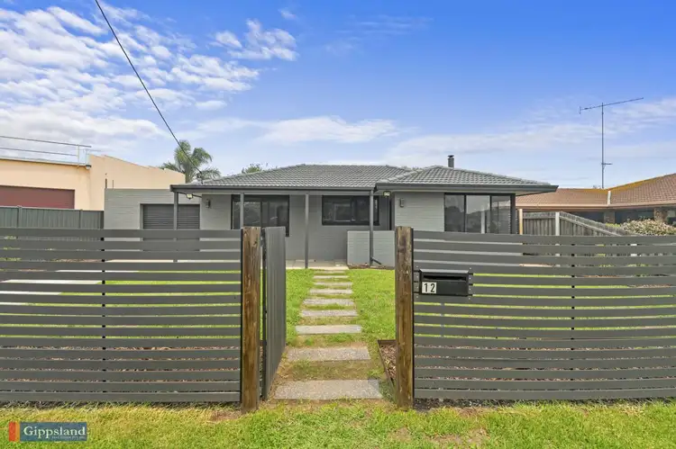 12 Hobson Street, Stratford VIC 3862