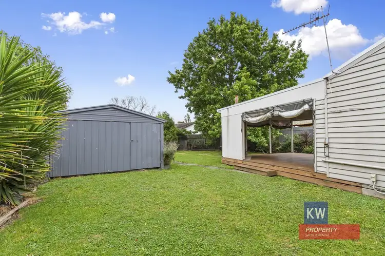 30 William Crescent South, Yinnar VIC 3869