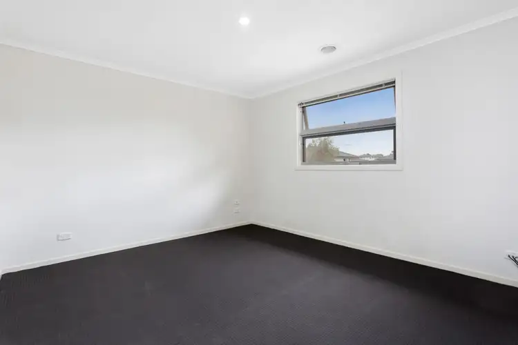 Seventh view of Homely townhouse listing, 10 Flora Lane, Carrum Downs VIC 3201