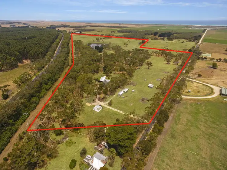 25 THOMPSONS Road, Tyrendarra VIC 3285