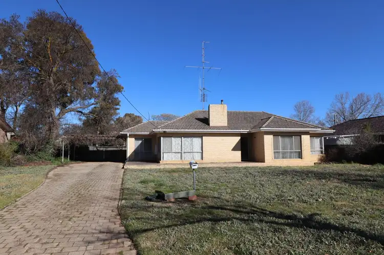 27 Playne Street, Heathcote VIC 3523