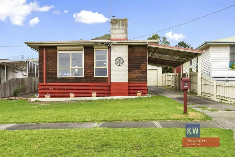 18 Livingstone Street, Morwell VIC 3840
