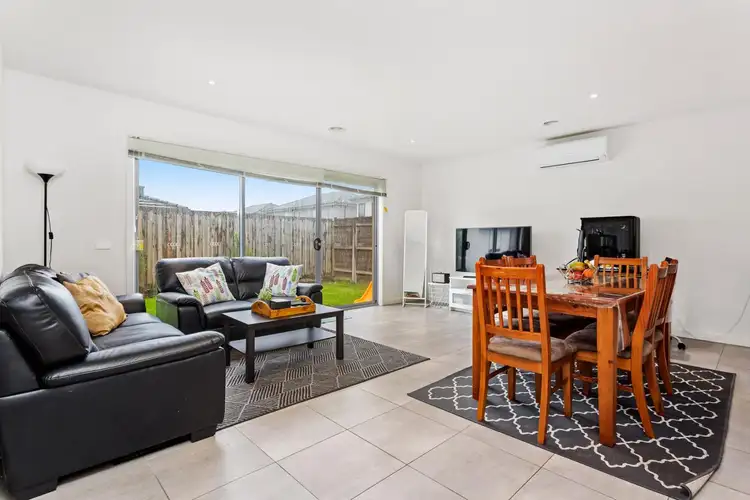 Fourth view of Homely unit listing, 3 Llano Circuit, Berwick VIC 3806