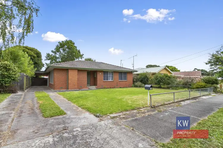 25 Wattle Crescent, Churchill VIC 3842