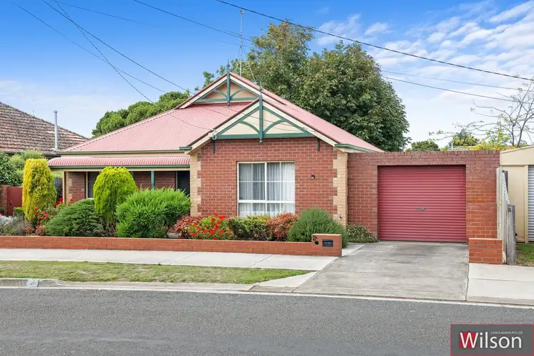 2a Prefect Street, Wendouree VIC 3355