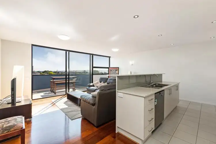 Fourth view of Homely house listing, 23/4 Mason Street, Newport VIC 3015