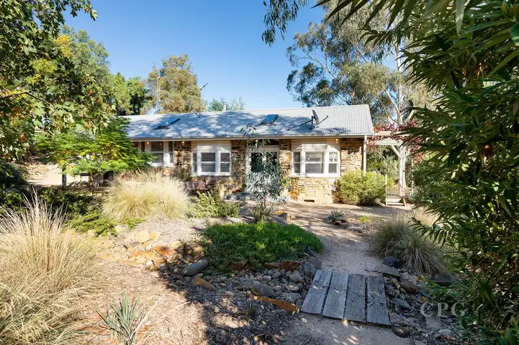 224 Main Road, Chewton VIC 3451