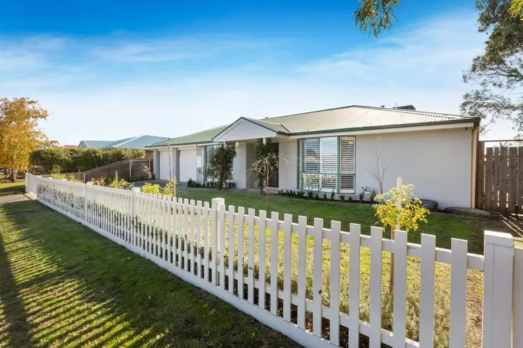 11 Wensley Close, Mornington VIC 3931