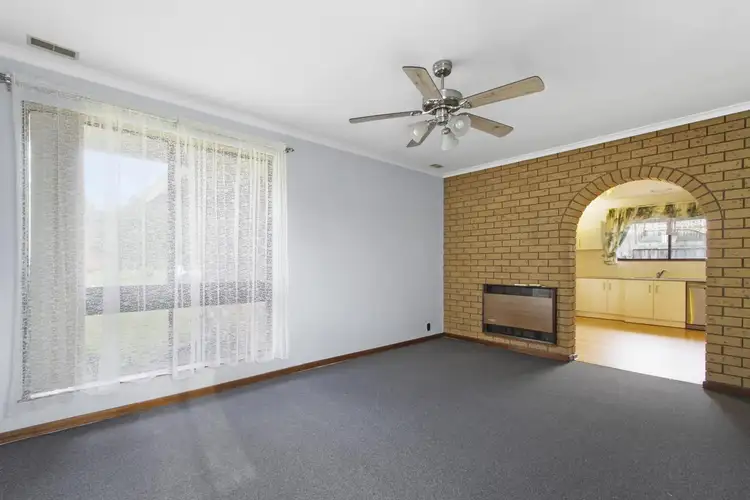 Sixth view of Homely unit listing, Unit 1/41 Waratah Drive, Morwell VIC 3840