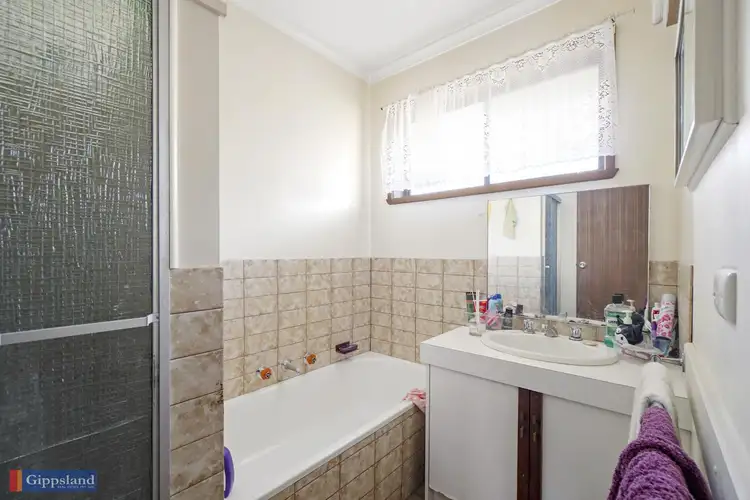 Sixth view of Homely unit listing, 3/72 Kent Street, Maffra VIC 3860
