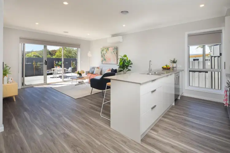 Fifth view of Homely townhouse listing, 6/209 Tinworth Avenue, Mount Clear VIC 3350