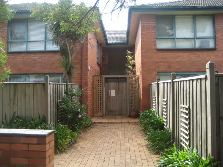 3/17-19 Edgewood Street, Carnegie VIC 3163