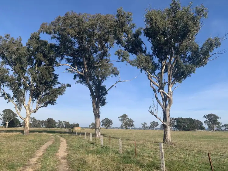 Lot 2 Llowalong Road, Stratford VIC 3862