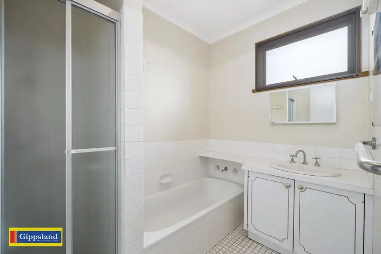 Sixth view of Homely unit listing, 1/19 King Street, Maffra VIC 3860