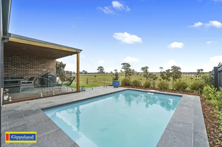 18 Burrnett Court, Heyfield VIC 3858